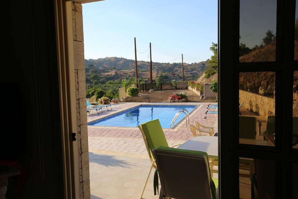 Villa Melyia Κάτω Πύργος Δωμάτιο φωτογραφία
